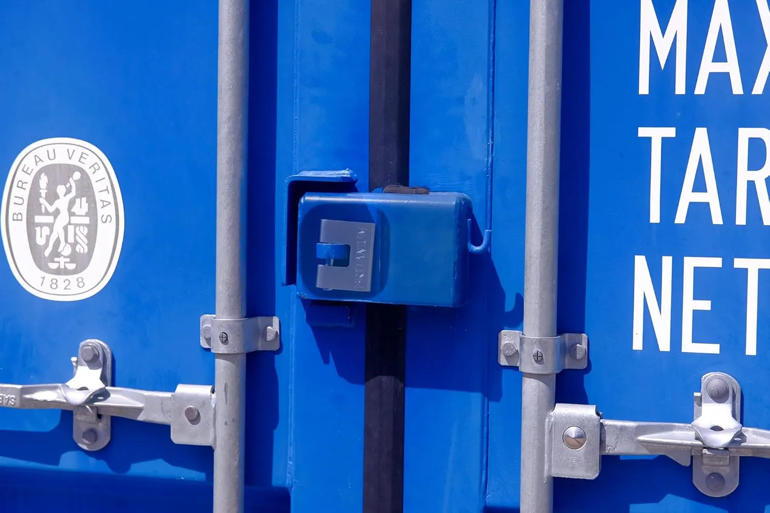 Britanium® BRP/74 [Armoured] Shipping Container Padlock - [Anti Drill Cylinder] - Heavy Duty Lock for Storage Unit, Motorbike, Shed & Garage Silver