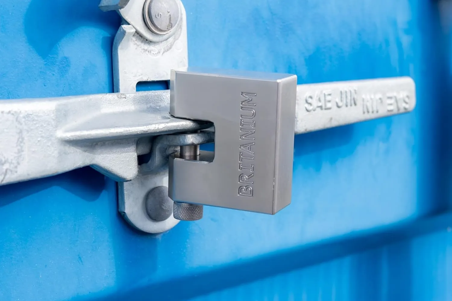 Britanium® BRX66 Heavy Duty Container Padlock with 5 Keys – 10mm Cut Resistant Shackle, Anti Drill Brass Cylinder | High Security Lock for Shipping Container, Garage, Shed, Gate