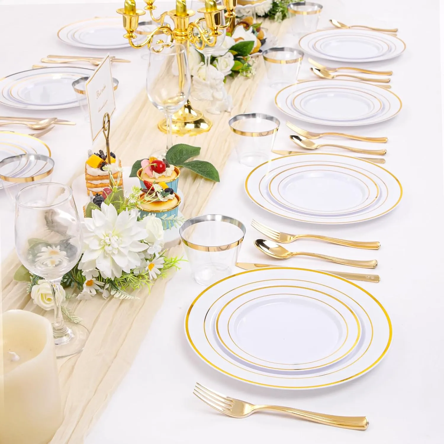bUCLA 600Pcs Gold Dinnerware Set for 100 Guests - White and Gold Plastic Plates Disposable for party Include 100 Dinner&100 Dessert Plates,100 Cups,100 Forks,100 Spoons,100 Knives