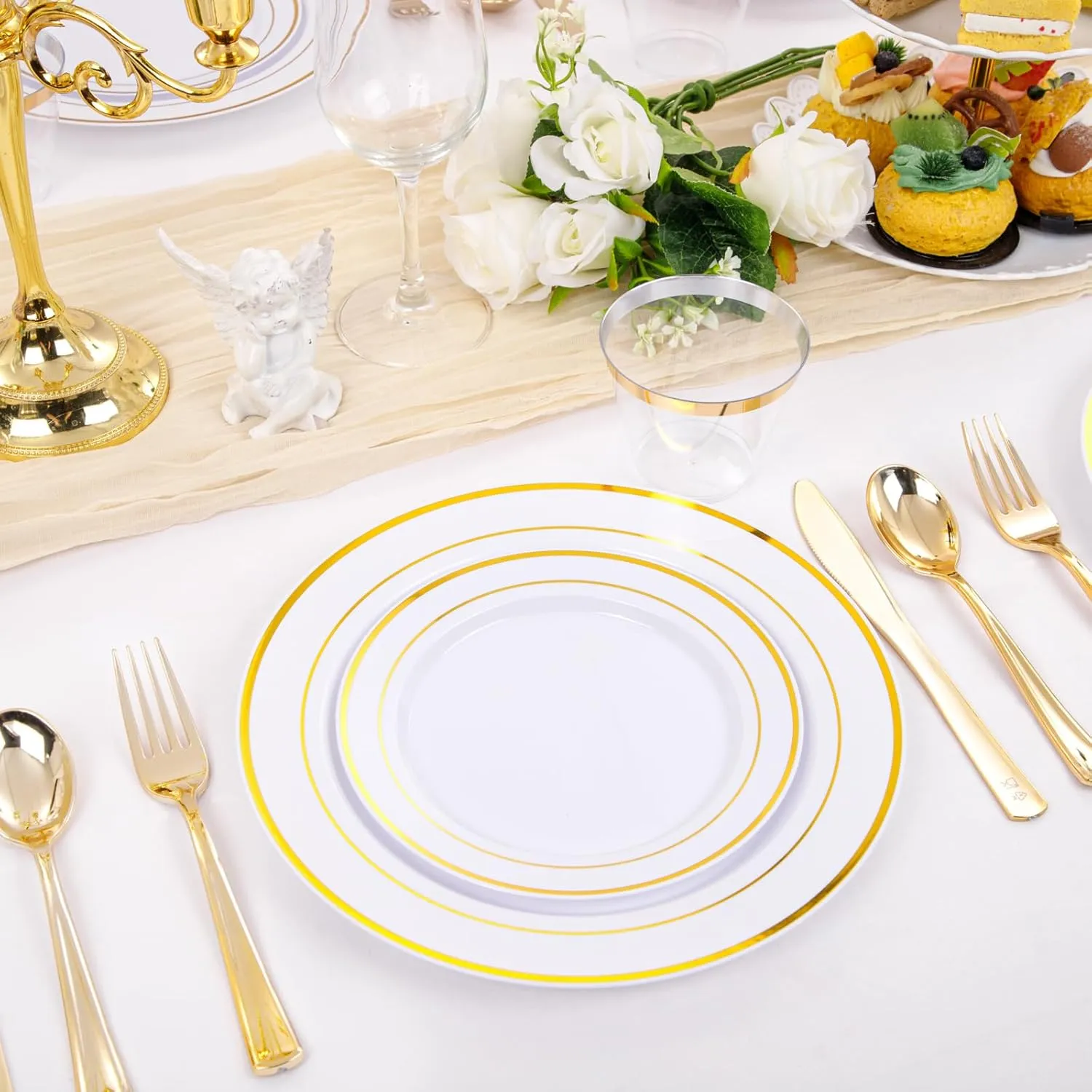 bUCLA 600Pcs Gold Dinnerware Set for 100 Guests - White and Gold Plastic Plates Disposable for party Include 100 Dinner&100 Dessert Plates,100 Cups,100 Forks,100 Spoons,100 Knives