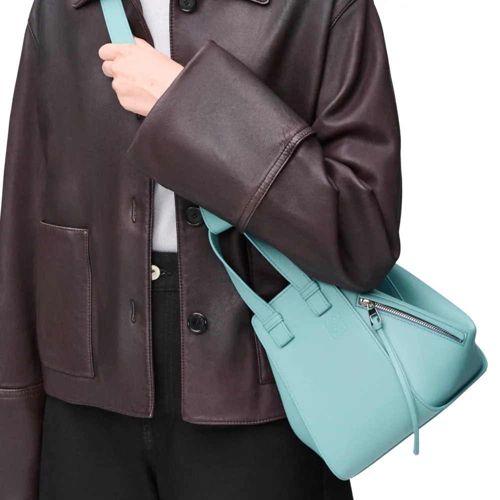 Compact Hammock bag in classic calfskin