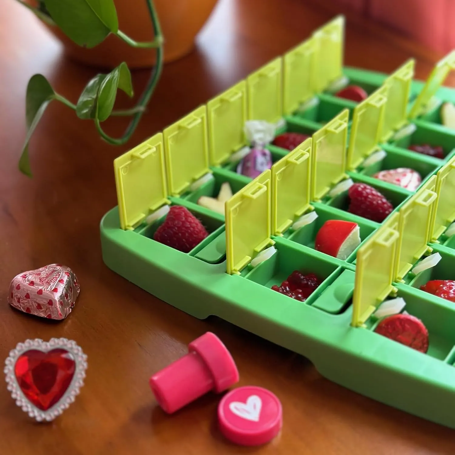 Genuine Fred Match UP Memory Snack Tray, Fun Interactive Game Snack Tray for Kids, Travel-Friendly, The Ultimate Snacktivity for Picky Eaters