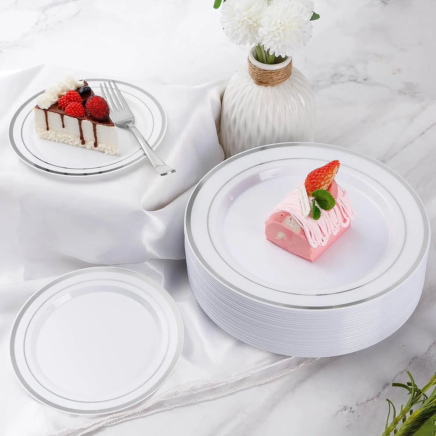 Goodluck 150 Pieces Silver Disposable Plates for 25 Guests, Plastic Party, Wedding, Dinnerware Set of Dinner Plates, Salad Spoons, Forks, Knives, Cups