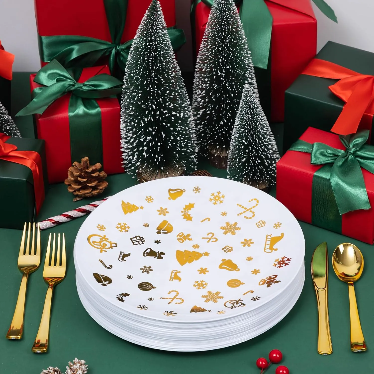 Goodluck 150PCS Christmas Plates Disposable for 25 Guests, Gold Christmas Party Plates, Plastic Christmas Dinnerware Set of 25 Dinner Plates, 25 Dessert Plates, 25 Spoons, 25 Forks, 25 Knives, 25 Cups