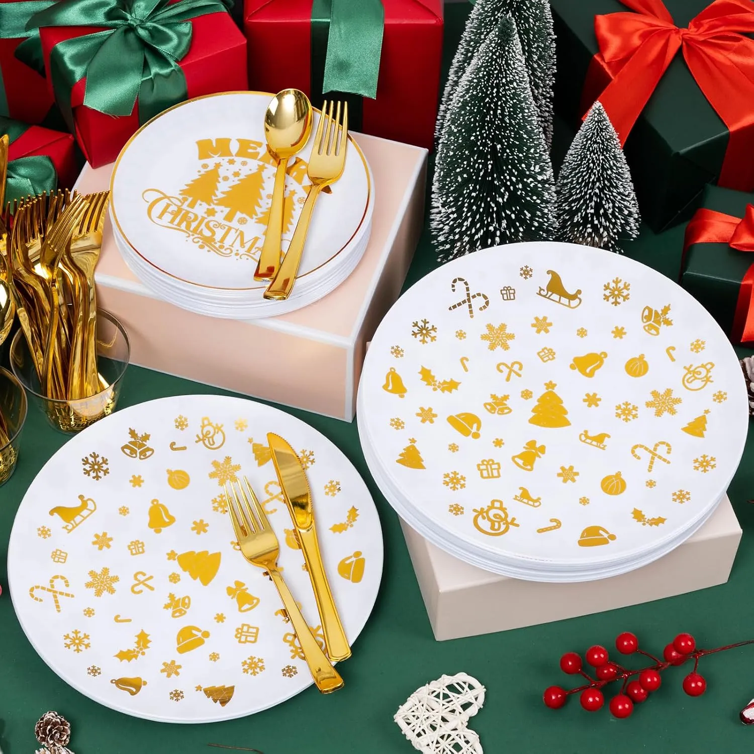Goodluck 150PCS Christmas Plates Disposable for 25 Guests, Gold Christmas Party Plates, Plastic Christmas Dinnerware Set of 25 Dinner Plates, 25 Dessert Plates, 25 Spoons, 25 Forks, 25 Knives, 25 Cups