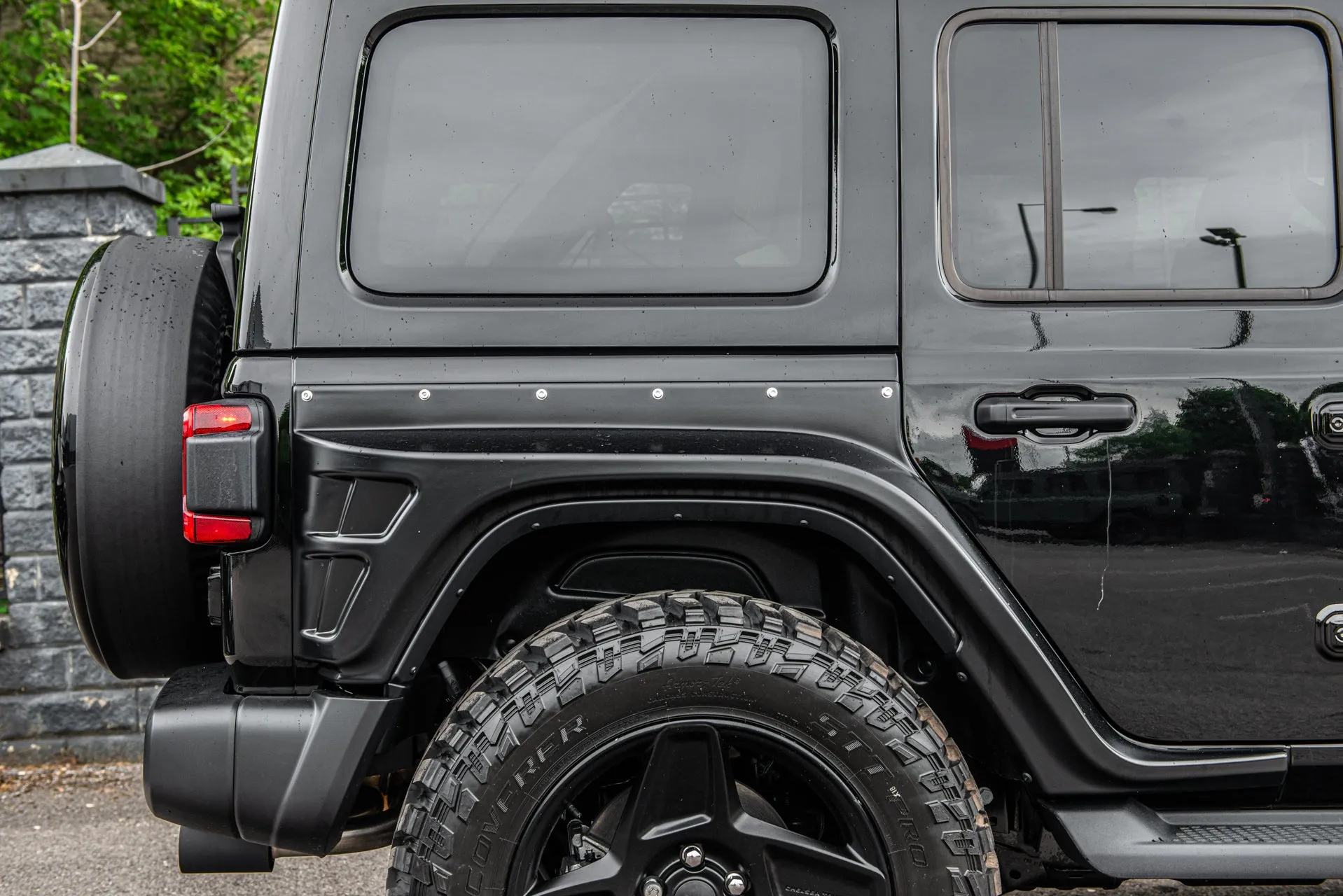 Jeep Wrangler JL 4 Door Bodyguard - Black Edition