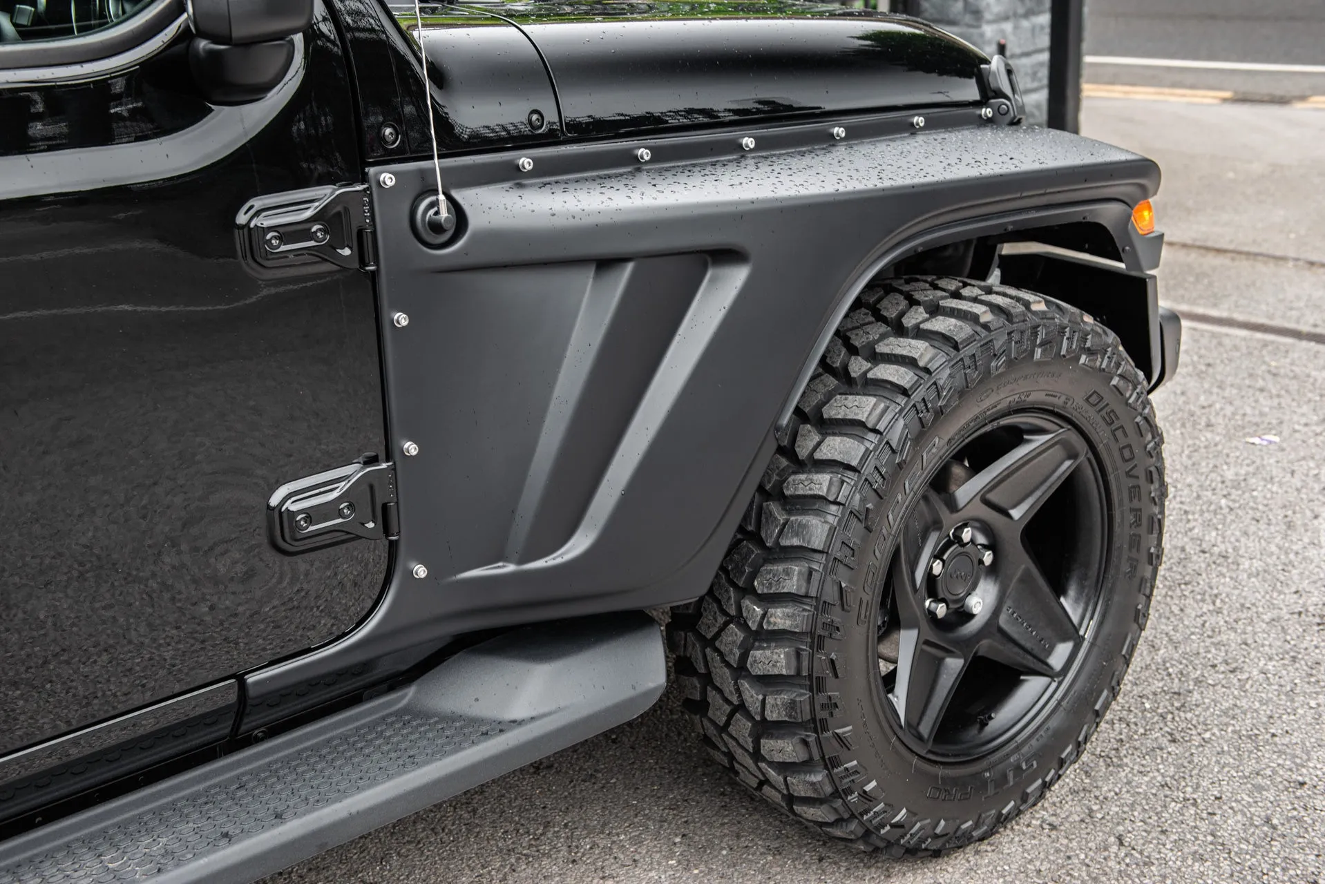 Jeep Wrangler JL 4 Door Bodyguard - Black Edition