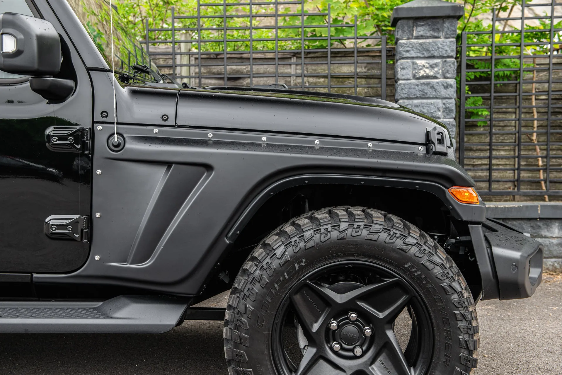 Jeep Wrangler JL 4 Door Bodyguard - Black Edition