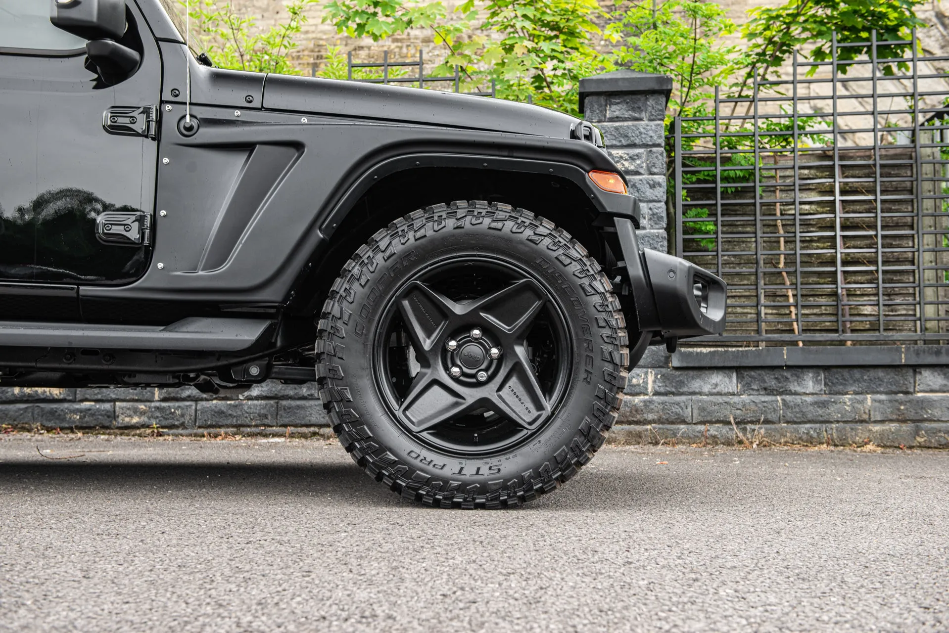 Jeep Wrangler JL 4 Door Bodyguard - Black Edition