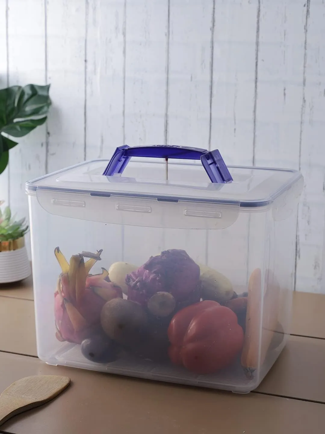 Lock n Lock 406-Fluid Ounce Rectangular Container with Handle and Drain Grate, Tall, 50-Cup