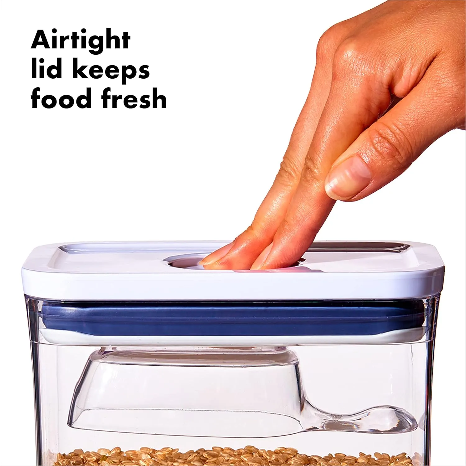 OXO Good Grips Pet POP Container – 4.4 Qt/4.2 L with Scoop |Ideal for up to 4lbs of Dog Food or 3.5lbs of Cat Food | Airtight Storage Container | BPA Free