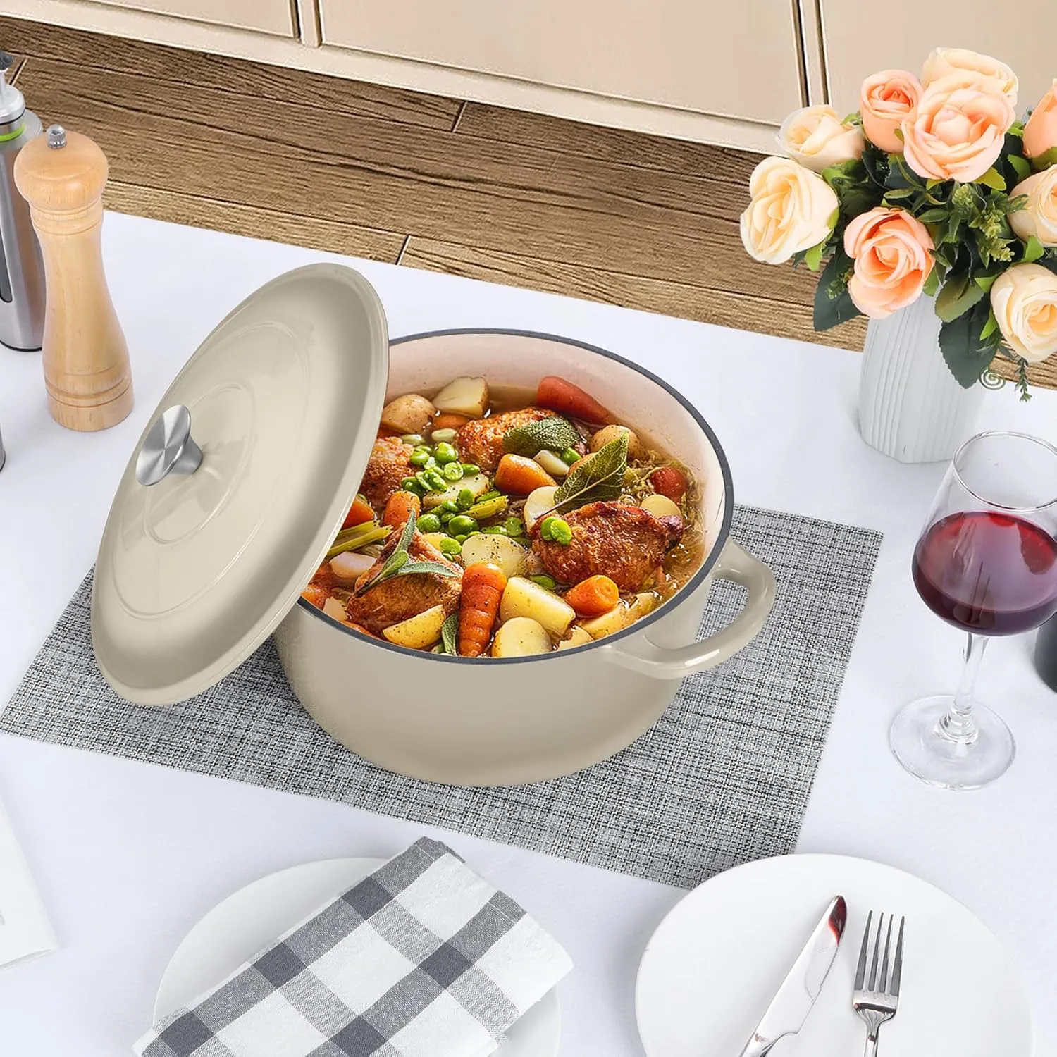 P&P CHEF 6 Quart Enameled Dutch Oven with Lid, Cast Iron Dutch Oven Pot, Enamel Round Cooking Stock Pot for Braising, Stewing, Roasting, Baking, Fit Various Stoves, (6 QT, Khaki)