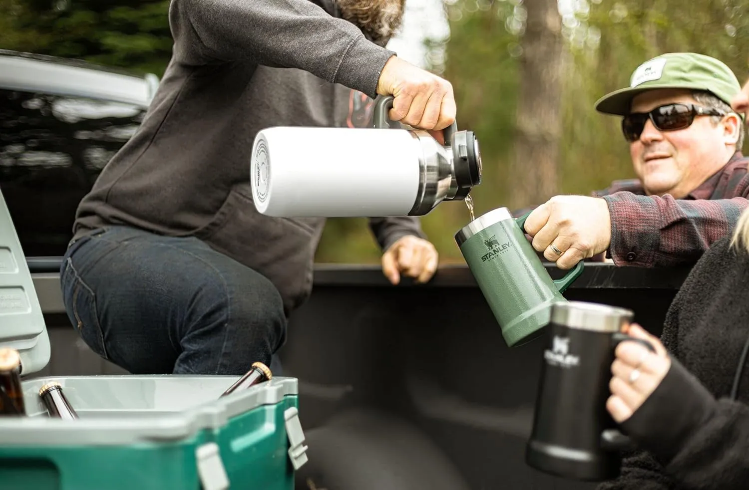 Stanley GO Growler 64 oz | Keeps Beer Cold or Coffee Hot | Leakproof Steel Lined Lid and Easy to Carry Handle | Insulated Stainless Steel Beverage Container | BPA-Free | Polar