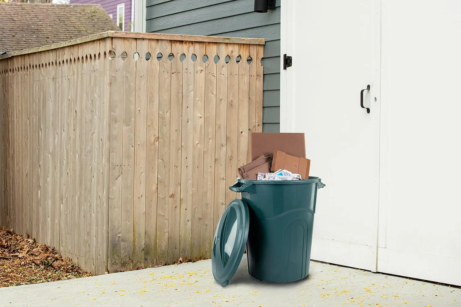 United Solution ECOSolution 20 Gallon Round Waste Container, ECO Green, Easy to Carry Garbage Can with Sturdy Construction, Pass-Through Handles & Attachable Click Lock Lid, 2-Pack