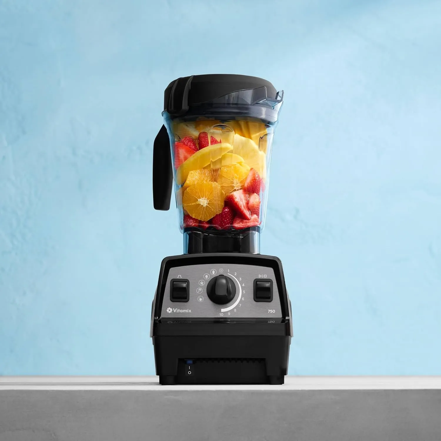 Vitamix Propel Series 750 Blender, Professional-Grade, 64-oz Low Profile Container, White
