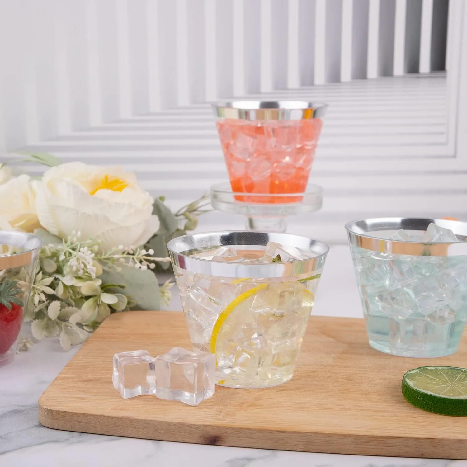 WELLIFE 200 Silver Plastic Cups, 9OZ Elegant Clear Cups, Disposable Hard Plastic Cups, Ideal for Party, Weddings